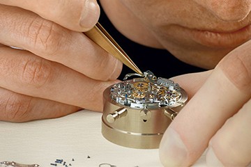 武汉欧米茄机械表机芯保养价格