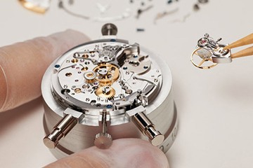 武汉欧米茄石英表换电池地址